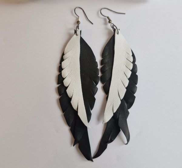 Spalvu auskari melnbalti