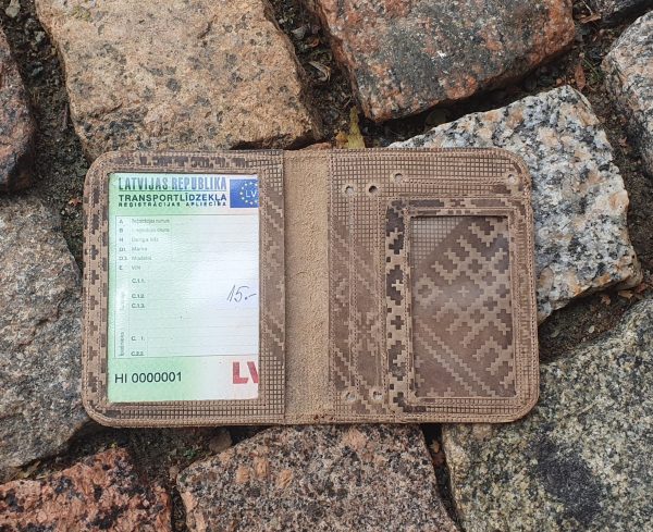Auto dokumentu mape pelēka