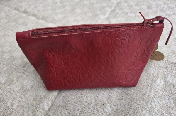 Kosmētikas maks koši sarkans sirdis